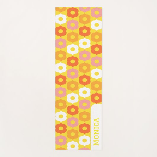 Personalized name yellow orang flowers pattern ヨガマット (正面)