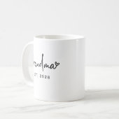Personalized New Grandma Announcement Coffee Mug コーヒーマグカップ (正面左)