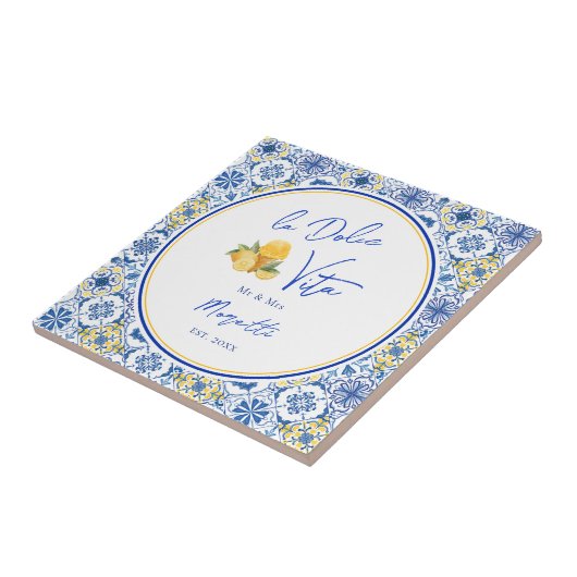 Personalized Newlywed Mediterranean Coastal Home  タイル (側面)