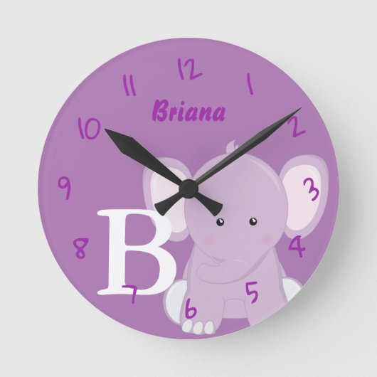 Personalized Nursery Lilac Round Clock ラウンド壁時計 (正面)