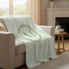 Personalized Olive Wreath Monogram  フリースブランケット