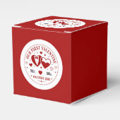 Personalized "Our First Valentine" Mr. & Ms.  フェイバーボックス (正面サイド)