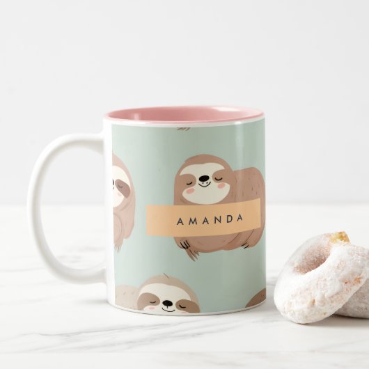 Personalized Pastel Adorable Sloth Pattern ツートーンマグカップ (ドーナツ)