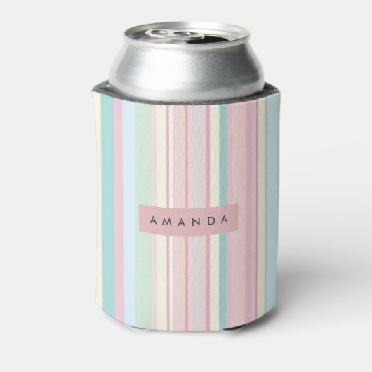 Personalized Pastel Candy Stripe Design 缶クーラー (缶裏面)