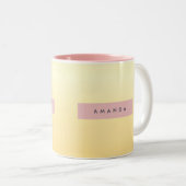 Personalized Pastel Soft Yellow Ombre ツートーンマグカップ (正面右)