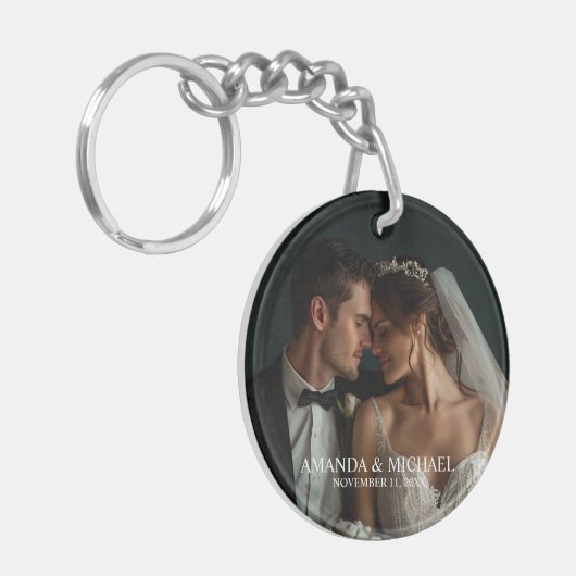 Personalized Photo Favor with Names & Wedding Date キーホルダー (正面左)