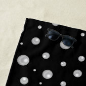 Personalized Photo with Pearls Circle on Black ビーチタオル (インサイチュ)