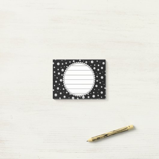 Personalized Photo with Pearls Circle on Black ポストイット (デスク上)