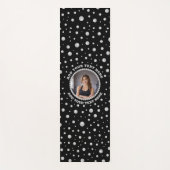 Personalized Photo with Pearls Circle on Black ヨガマット (正面)