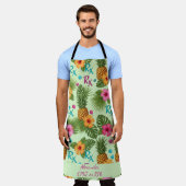 Personalized Pineapple & Hibiscus Pharmacy エプロン (着用した状態)