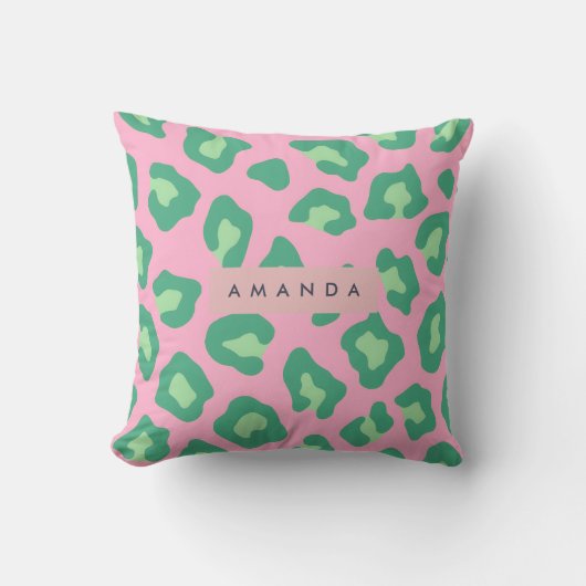 Personalized Pink and Green Leopard Print クッション (正面)