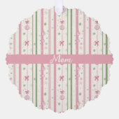 Personalized Pink Coquette Mom Holiday オーナメントカード (正面)