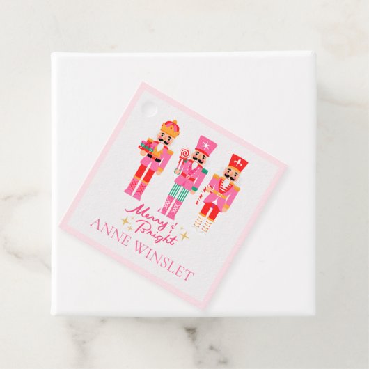 Personalized Pink Merry and Bright Nutcracker Squa フェイバータグ (インサイチュ)