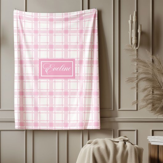 Personalized Pink Throw Chic Pastel Aesthetic フリースブランケット