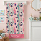 Personalized Pink Tropical Fish バスタオル
