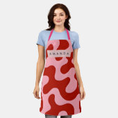 Personalized Playful Pink and Red Abstract Camo エプロン (着用した状態)