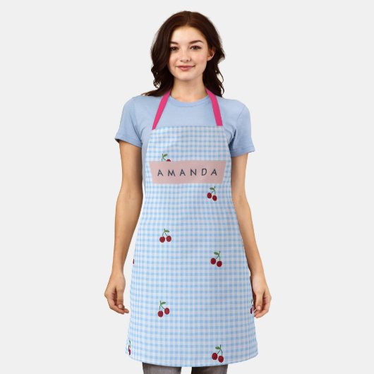 Personalized Retro Blue Gingham Cherry Print  エプロン (着用した状態)