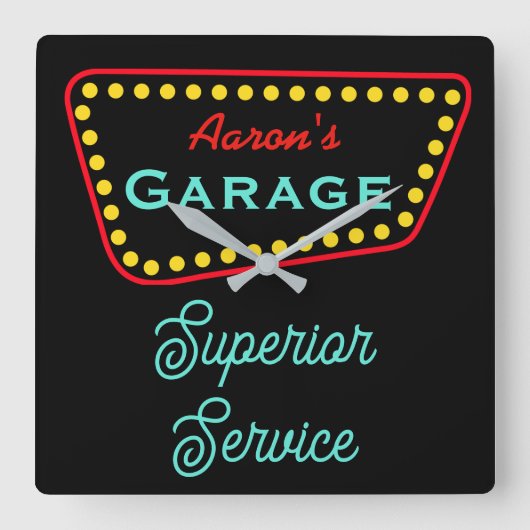  Personalized Retro Garage Sign Clock Gift スクエア壁時計 (正面)