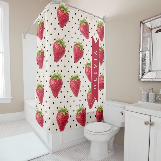 Personalized Retro Strawberry Polka Dot Vintage シャワーカーテン (インサイチュ)