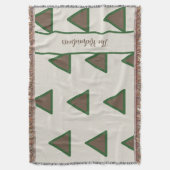 Personalized Sage Green Taupe Triangle Modern Chic スローブランケット (正面縦)