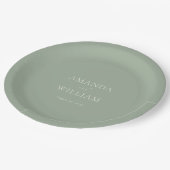 Personalized Sage Green Wedding Paper Plates ペーパープレート (アングル)