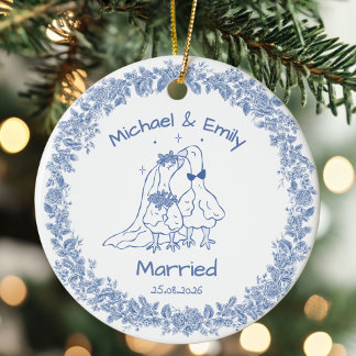 Personalized Silly Goose Married Cute Blue Wedding セラミックオーナメント