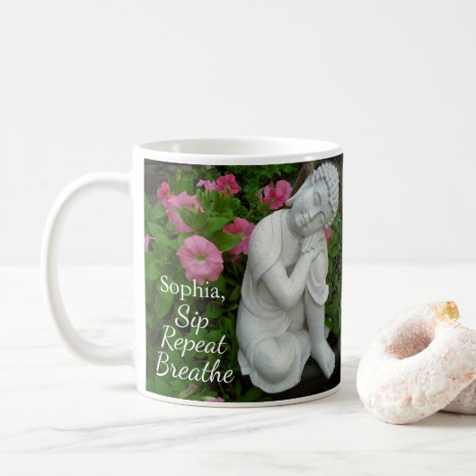 Personalized Sip Breathe Repeat Buddha Zen Name コーヒーマグカップ (ドーナツ)