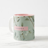 Personalized Soft Pastel Green Flower Design ツートーンマグカップ (正面左)