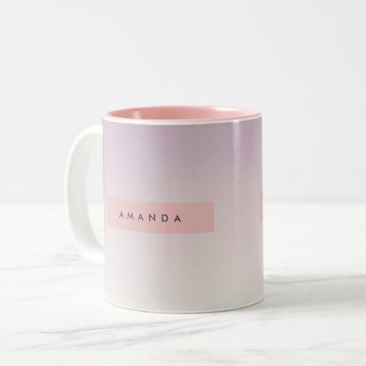 Personalized Soft Pastel Lavender Gradient ツートーンマグカップ (正面左)