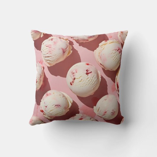 Personalized Strawberry Cream Swirl Aesthetic クッション (裏面)