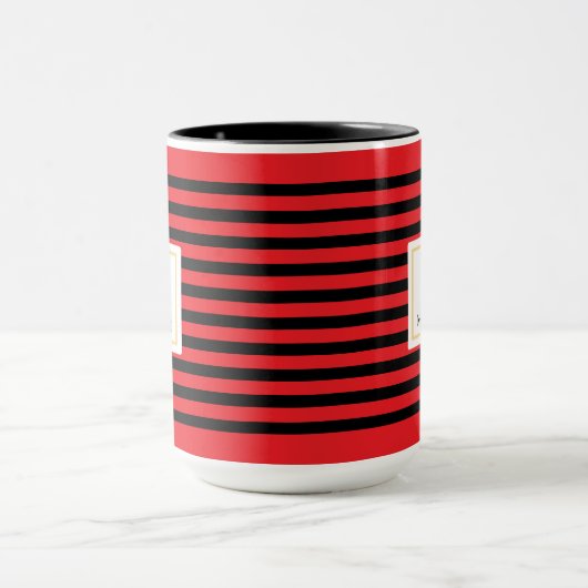 Personalized Stripe Name Mug Red Black White マグカップ (中央)