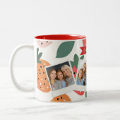Personalized Summer Colorful Strawberry Pattern ツートーンマグカップ (左)