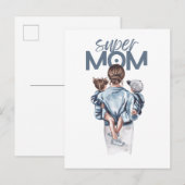 Personalized Super Mom with Son and Daughter Gift インビテーションポストカード (正面/裏面)