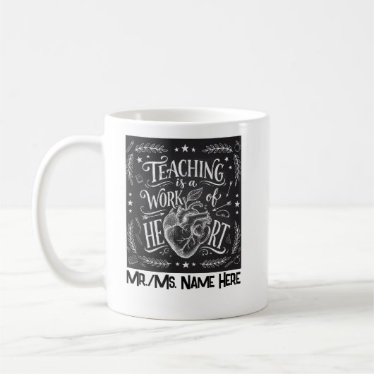 Personalized Teacher Appreciation Chalkboard Heart コーヒーマグカップ (左)