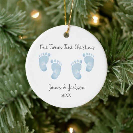 Personalized Twin Baby Boys Blue Footprint  セラミックオーナメント (ツリー)