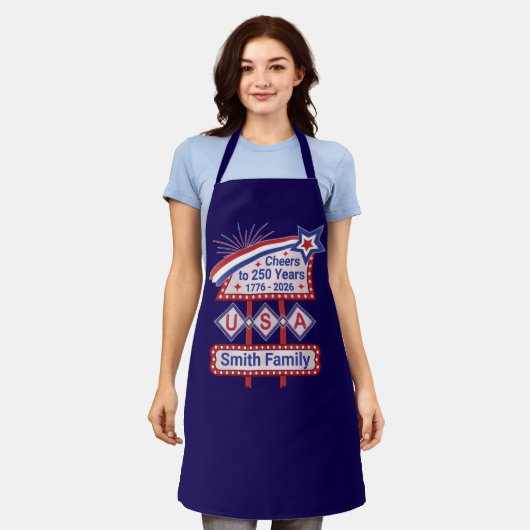 Personalized USA 250–Patriotic Retro Marquee エプロン (着用した状態)