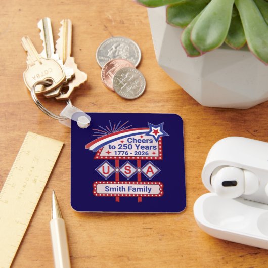 Personalized USA 250–Patriotic Retro Marquee キーホルダー (デスク)