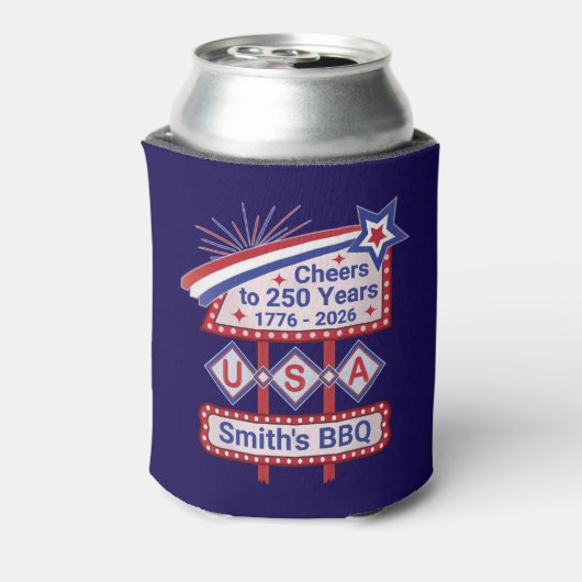 Personalized USA 250–Patriotic Retro Marquee 缶クーラー (缶裏面)