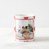 Personalized Valentine Photo Mug with Red Hearts コーヒーマグカップ (中央)