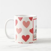 Personalized Valentine Photo Mug with Red Hearts コーヒーマグカップ (左)