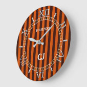 Personalized Vertical Orange Stripes Dial on a ラージ壁時計 (傾斜)