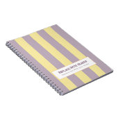 Personalized Vertical Stripe Yellow Lavender ノートブック (右側)