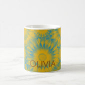 Personalized Vibrant Sunflower Tie-Dye Art コーヒーマグカップ (中央)