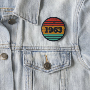 Personalized vintage birthday gift idea 缶バッジ