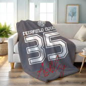Personalized Volleyball Player School Colors フリースブランケット