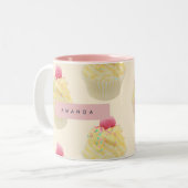 Personalized Whimsical Cupcake Pattern ツートーンマグカップ (正面左)