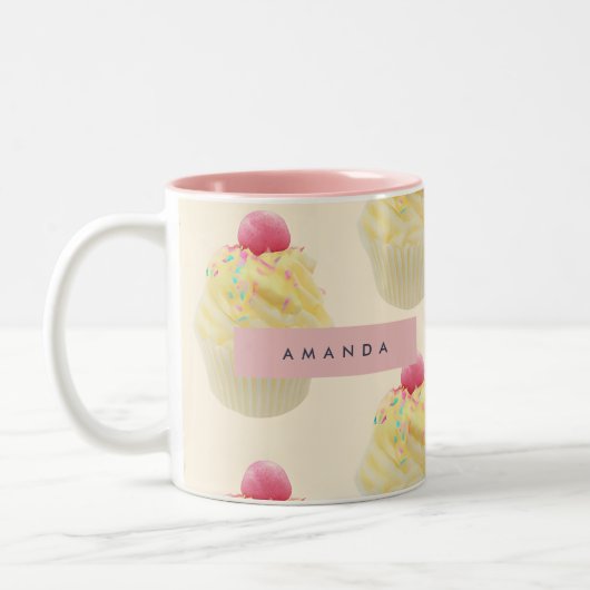 Personalized Whimsical Cupcake Pattern ツートーンマグカップ (左)
