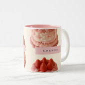 Personalized Whimsical Strawberry Cake Pattern ツートーンマグカップ (正面右)