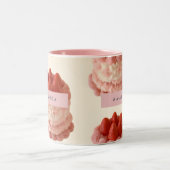 Personalized Whimsical Strawberry Cake Pattern ツートーンマグカップ (中央)