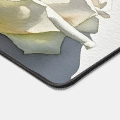 Personalized White Rose Floral Art デスクマット (コーナー)